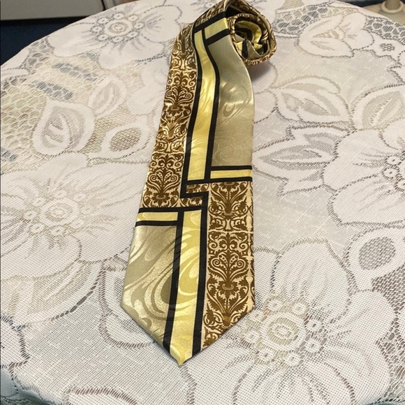 Fratello Tie Elegant Gold and Brown Men's Tie - Picture 1 of 4